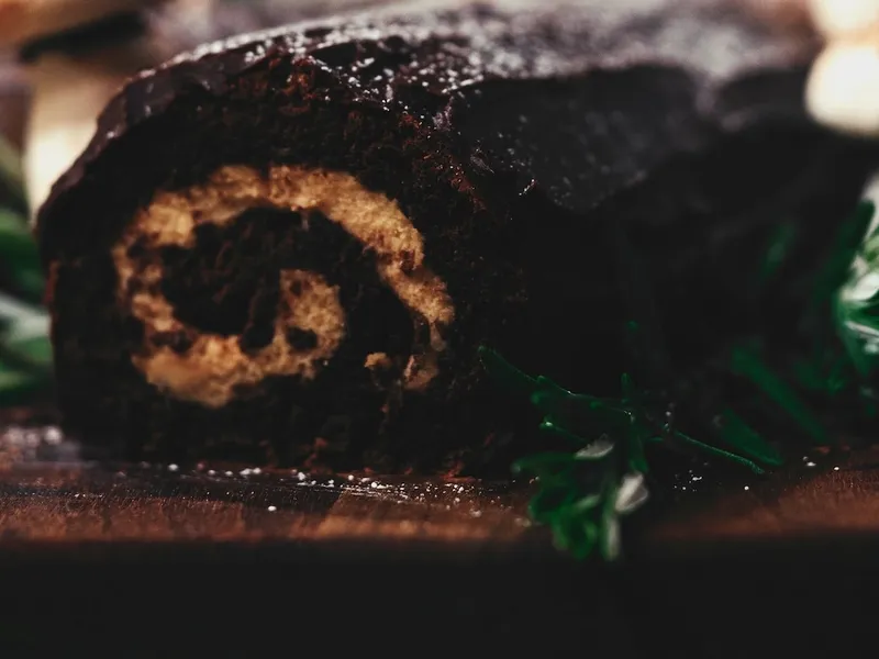 yule-log-tasty-easy-recipe-for-christmas